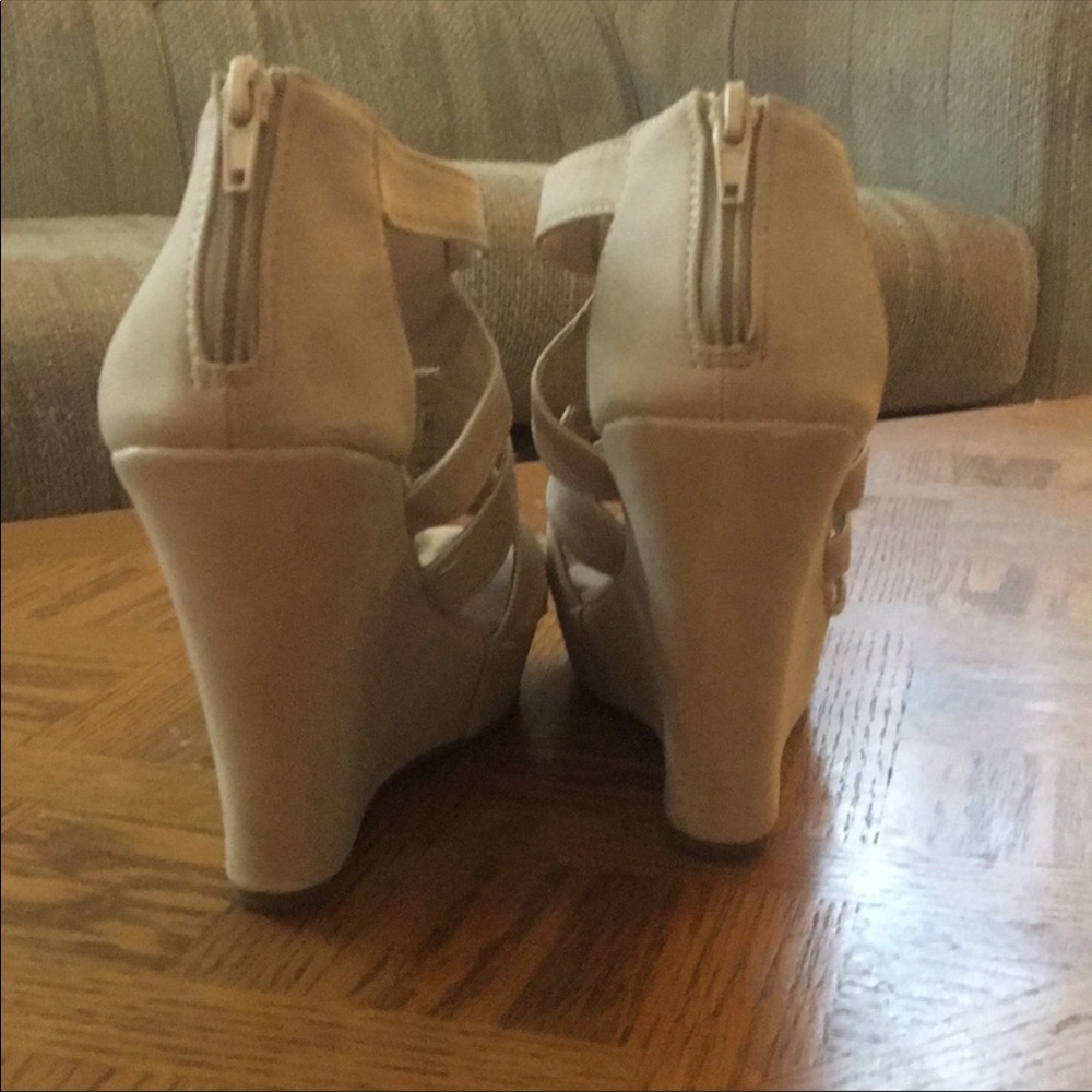 Top Moda Wedges - Picture 2 of 3
